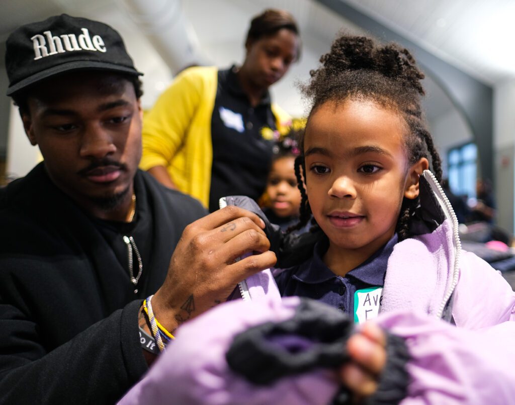 Exploring Stefon Diggs' Beautiful Family: A Glimpse into His Life ...